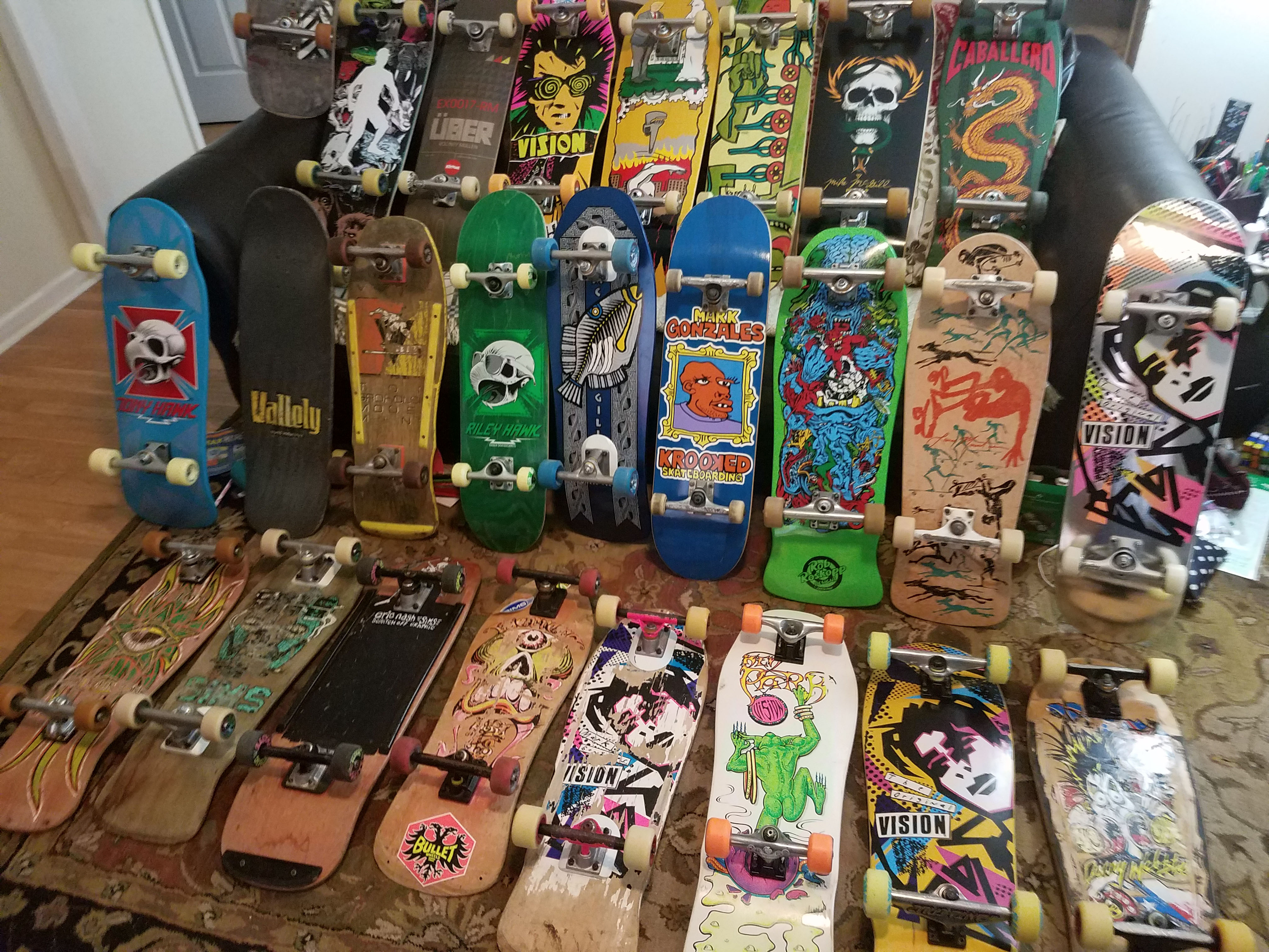 Featured image of post Santa Cruz 80S Skateboard Decks Along with their trademark line santa cruz also offers a broad range of boards in varying shapes and sizes